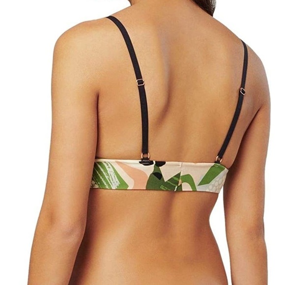 Stance Bralette Triangle V Neck - Picture 2 of 6